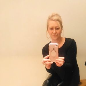 Meet your Posher, Joy